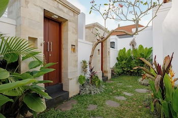 luxury nanda villa ubud