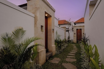 luxury nanda villa ubud