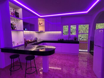The Villa Angeline,,4 star