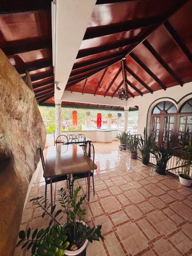 the villa angeline