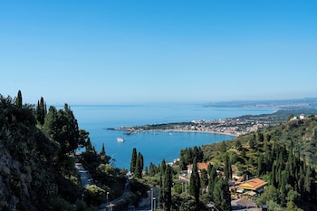 th luxury apartment taormina