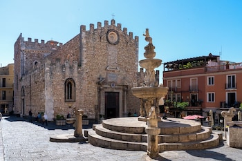 th luxury apartment taormina