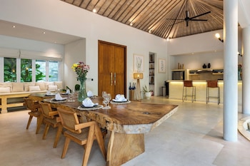 Villa Reina By Soobali,,2 star