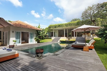 villa reina by soobali