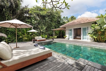villa reina by soobali
