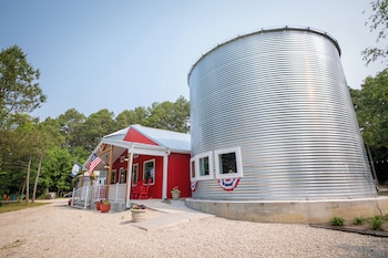 hermann grain bins bnb