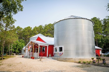 hermann grain bins bnb