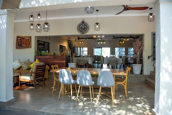 kasambabezi lodge