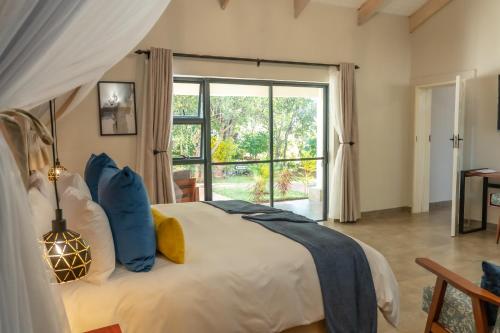 kasambabezi lodge