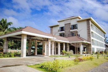 jamins hotel and resort inc