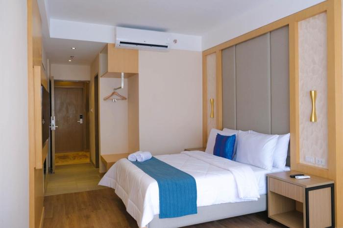 jamins hotel and resort inc