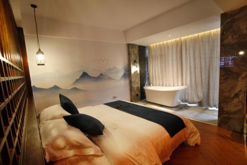 riverside peak lodge zhangjiajie wulingyuan national park
