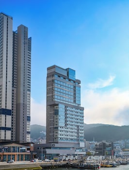 Busan Hotel Grazie,,4 star