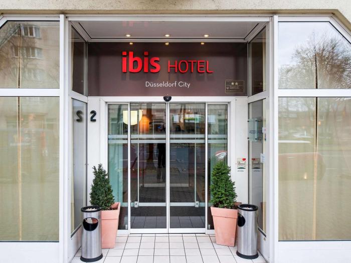 ibis dusseldorf city
