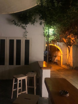 the cranberries hostel bodrum