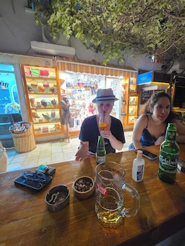 the cranberries hostel bodrum