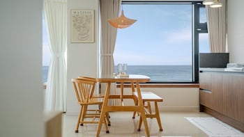 Donghae Il Mare Pension,,3 star
