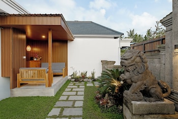Badawa Ubud Villa,,4 star