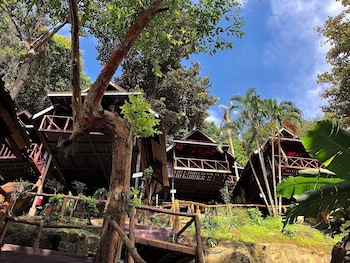 phi phi ingphu viewpoint hotel