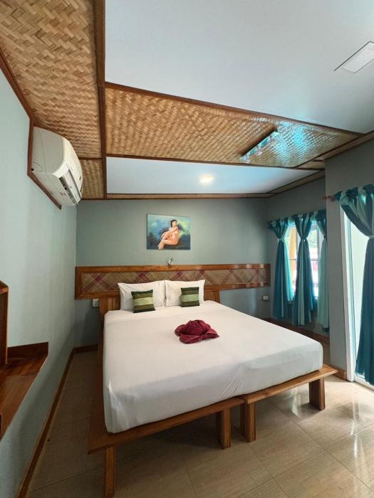 phi phi ingphu viewpoint hotel