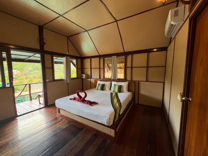 phi phi ingphu viewpoint hotel