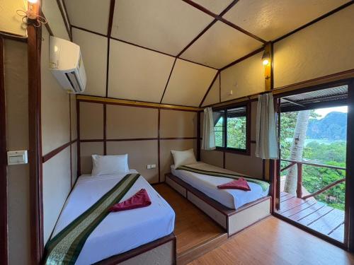 phi phi ingphu viewpoint hotel