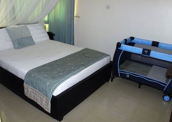 signature hotel apartments