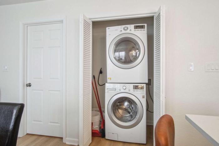 your amazing 3br 2ba downtown delight