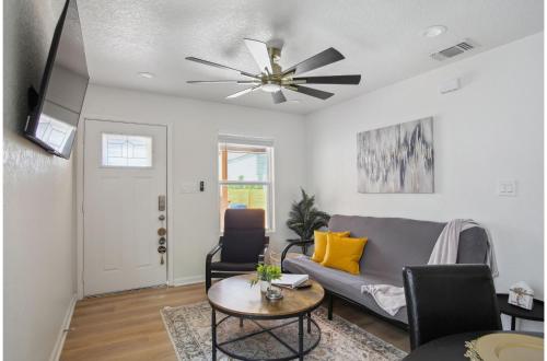your amazing 3br 2ba downtown delight
