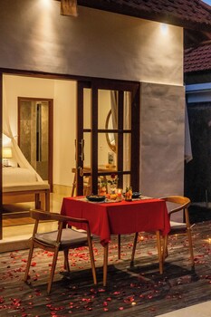 kemawan luxury villas