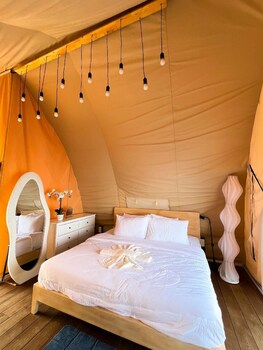 Floating Home In Reef Resort Unit 13,,2 star