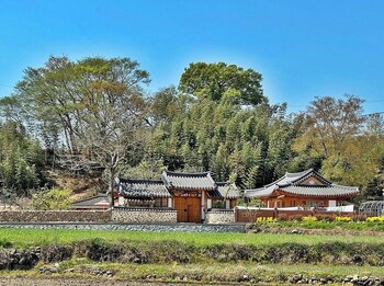 jukrokjungsa hanokstay
