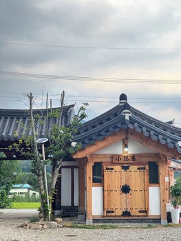 jukrokjungsa hanokstay