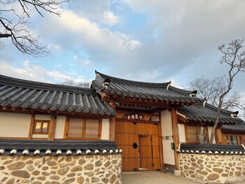jukrokjungsa hanokstay