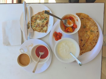 coral suites puri