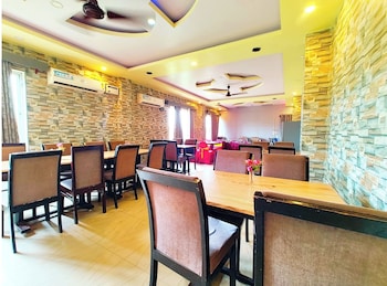 coral suites puri