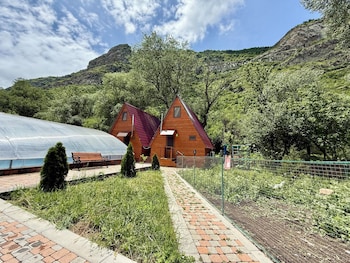 Qarup House,,3 star