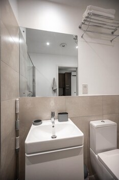easy stay at loxwood apartment