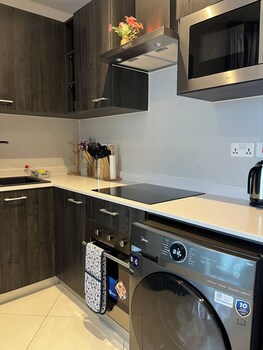 easy stay at loxwood apartment