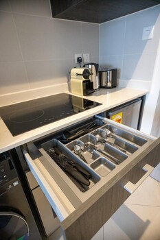 easy stay at loxwood apartment
