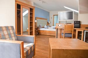 Hotel Am Wiesenhang  - Garni,Bad Kohlgrub>>Bad Bayersoien,3 star