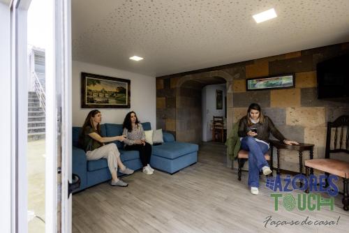 sunset pool house in feteira