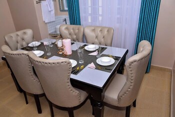 lux suites comfy homestays nakuru