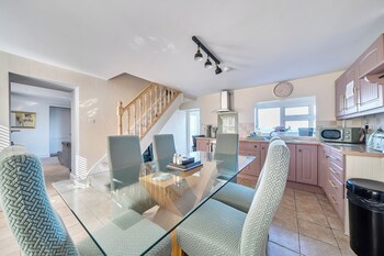 sea view cottage near snowdon and coastal trails