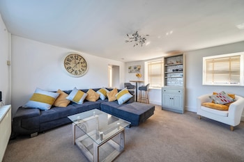 Sea View Cottage Near Snowdon & Coastal Trails,,3 star