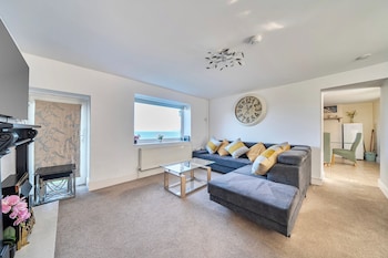 Sea View Cottage Near Snowdon & Coastal Trails,,3 star