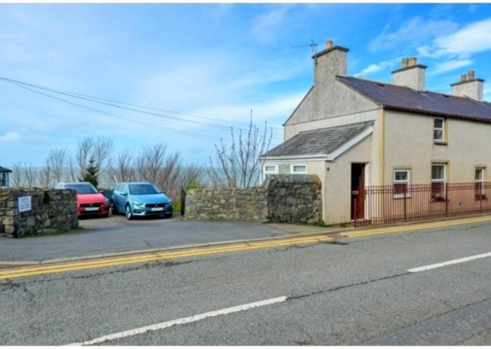 sea view cottage near snowdon and coastal trails