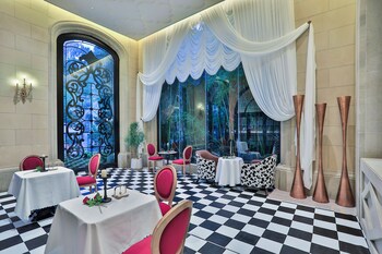 Meet The Designer Hotel,,3 star