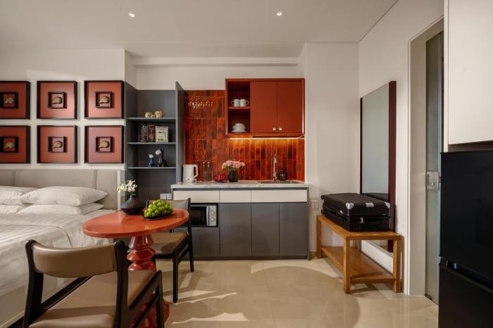 amber bay hotel and suites da nang