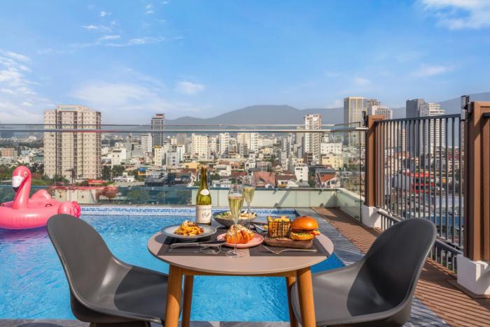 amber bay hotel and suites da nang